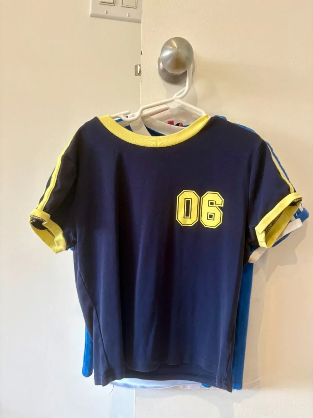 Edikted T Shirt Bundle Size Small